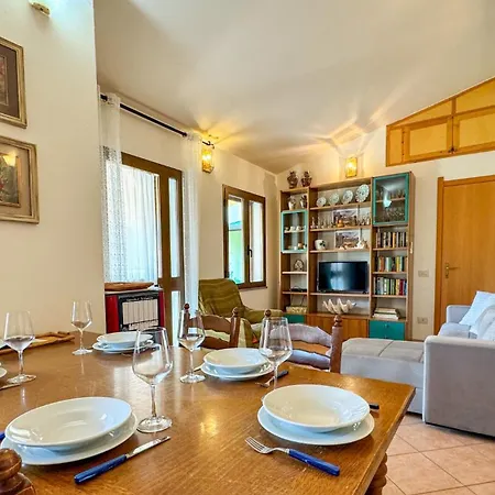 Apartment Sardinianworld - La Casa Delle Rose *